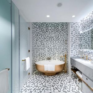 Luxury King Room